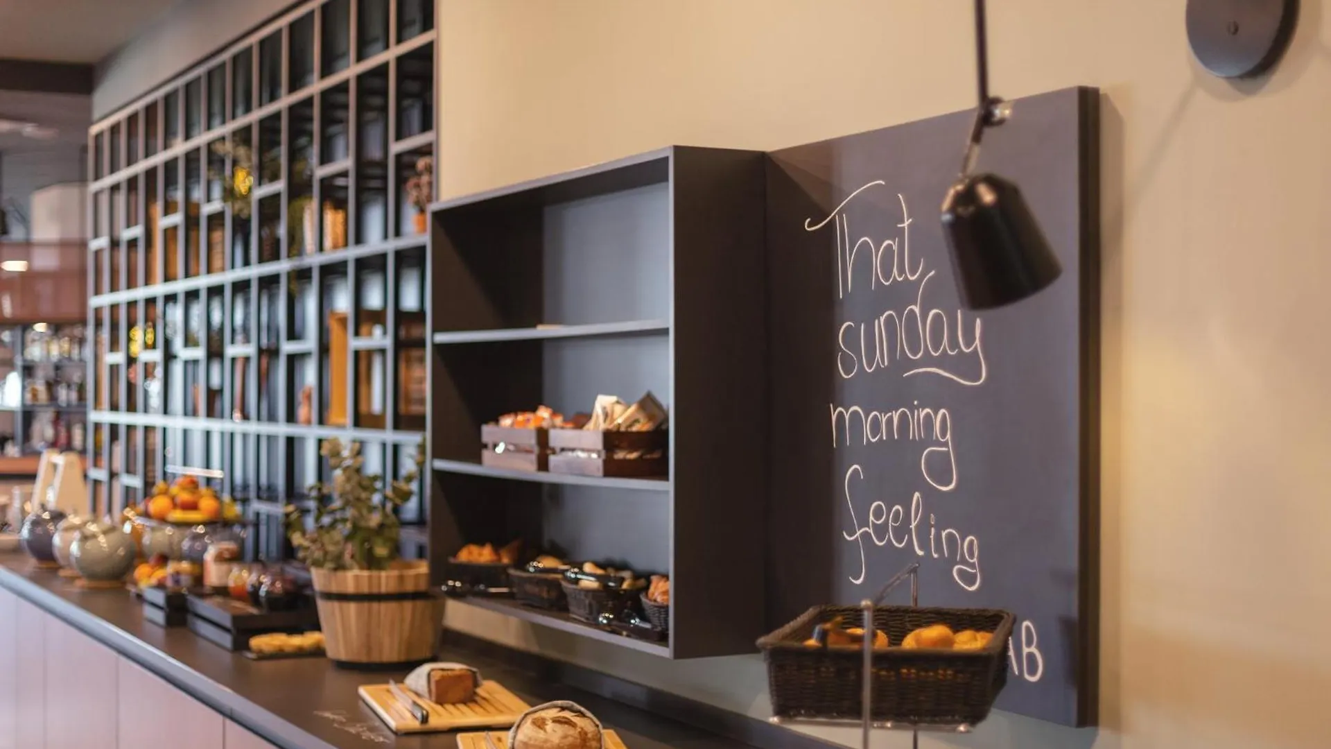 Holiday Inn - The Niu Tab Dusseldorf Main Station By Ihg